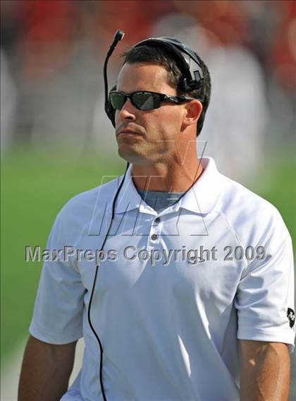 Thumbnail 1 in Martin vs. Trinity (Teaxs 5A Region I D1 Playoffs) photogallery.