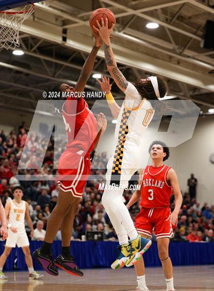 Thumbnail 3 in Archbishop Wood vs Parkland (PIAA 6A Semifinal) photogallery.