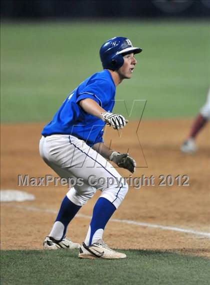 Thumbnail 3 in El Toro vs. Esperanza (Hard 9 National Classic) photogallery.