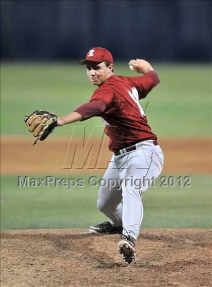 Thumbnail 3 in El Toro vs. Esperanza (Hard 9 National Classic) photogallery.
