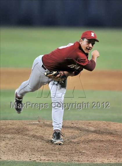 Thumbnail 2 in El Toro vs. Esperanza (Hard 9 National Classic) photogallery.