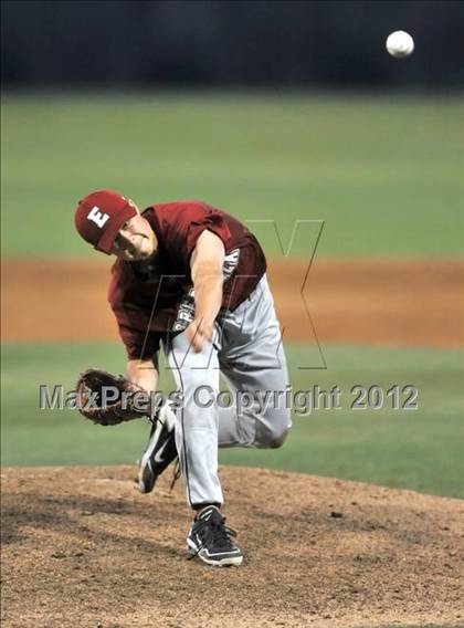 Thumbnail 3 in El Toro vs. Esperanza (Hard 9 National Classic) photogallery.