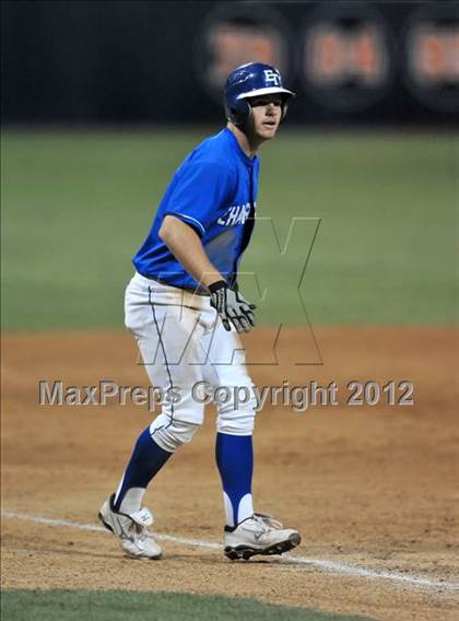 Thumbnail 1 in El Toro vs. Esperanza (Hard 9 National Classic) photogallery.