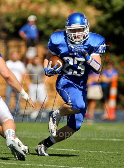 Thumbnail 1 in Highlands @ Covington Catholic photogallery.