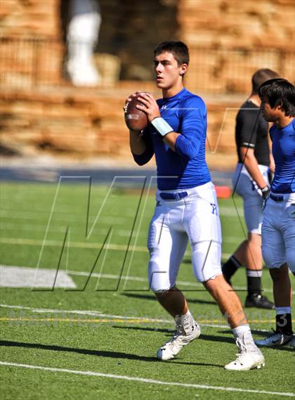 Thumbnail 1 in Highlands @ Covington Catholic photogallery.