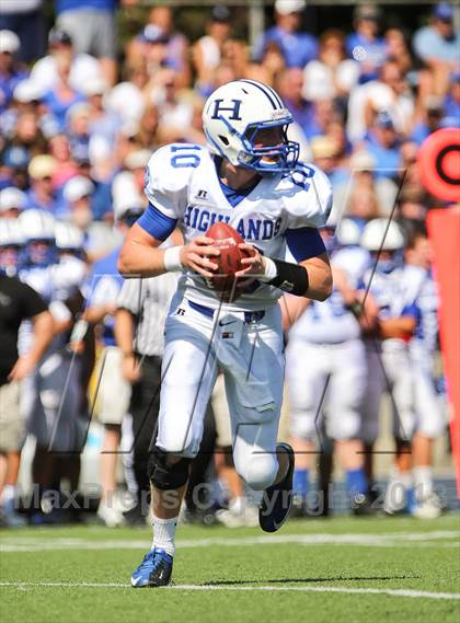 Thumbnail 1 in Highlands @ Covington Catholic photogallery.