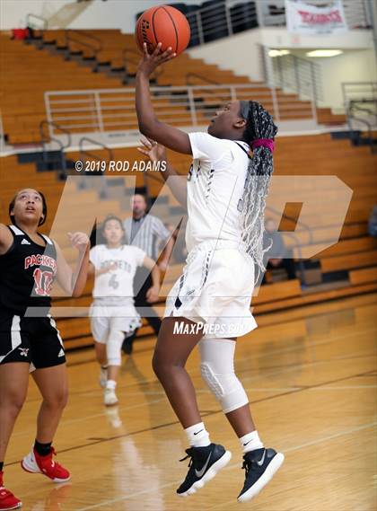 Thumbnail 1 in Omaha South @ Lincoln Northeast photogallery.
