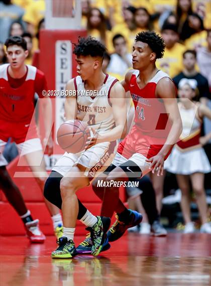 Thumbnail 1 in Clovis West vs. San Joaquin Memorial (CIF Open Division Central Section Championship) photogallery.