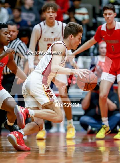 Thumbnail 1 in Clovis West vs. San Joaquin Memorial (CIF Open Division Central Section Championship) photogallery.