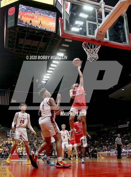 Thumbnail 1 in Clovis West vs. San Joaquin Memorial (CIF Open Division Central Section Championship) photogallery.