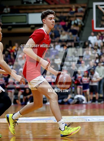 Thumbnail 1 in Clovis West vs. San Joaquin Memorial (CIF Open Division Central Section Championship) photogallery.