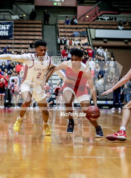 Thumbnail 3 in Clovis West vs. San Joaquin Memorial (CIF Open Division Central Section Championship) photogallery.