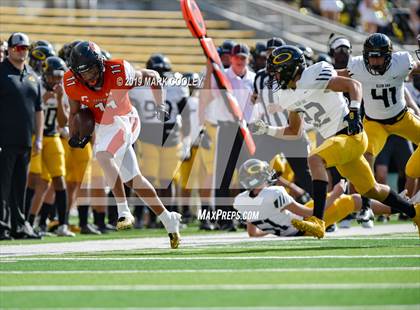 Thumbnail 1 in Rockwall vs. Klein Oak (UIL 6A Regional Semifinal) photogallery.