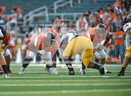 Thumbnail 3 in Rockwall vs. Klein Oak (UIL 6A Regional Semifinal) photogallery.