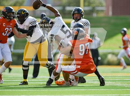 Thumbnail 2 in Rockwall vs. Klein Oak (UIL 6A Regional Semifinal) photogallery.