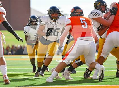 Thumbnail 1 in Rockwall vs. Klein Oak (UIL 6A Regional Semifinal) photogallery.