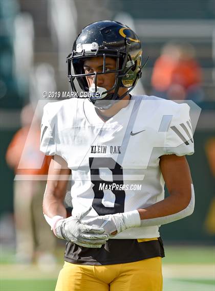 Thumbnail 3 in Rockwall vs. Klein Oak (UIL 6A Regional Semifinal) photogallery.