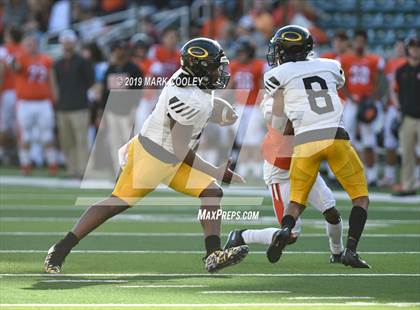 Thumbnail 3 in Rockwall vs. Klein Oak (UIL 6A Regional Semifinal) photogallery.