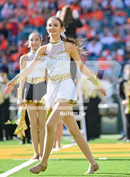 Thumbnail 3 in Rockwall vs. Klein Oak (UIL 6A Regional Semifinal) photogallery.