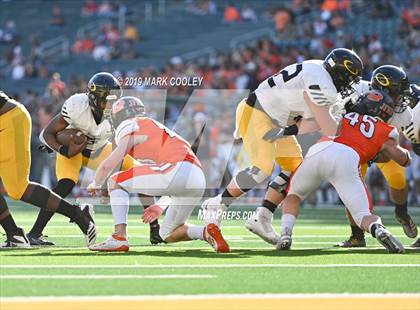 Thumbnail 3 in Rockwall vs. Klein Oak (UIL 6A Regional Semifinal) photogallery.