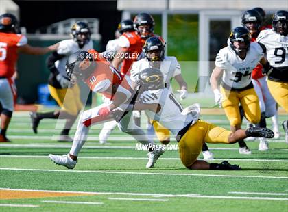Thumbnail 1 in Rockwall vs. Klein Oak (UIL 6A Regional Semifinal) photogallery.