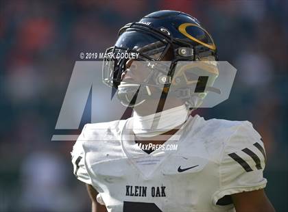 Thumbnail 3 in Rockwall vs. Klein Oak (UIL 6A Regional Semifinal) photogallery.