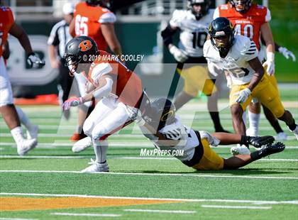 Thumbnail 3 in Rockwall vs. Klein Oak (UIL 6A Regional Semifinal) photogallery.