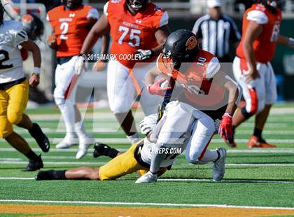 Thumbnail 3 in Rockwall vs. Klein Oak (UIL 6A Regional Semifinal) photogallery.