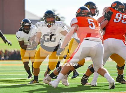 Thumbnail 3 in Rockwall vs. Klein Oak (UIL 6A Regional Semifinal) photogallery.