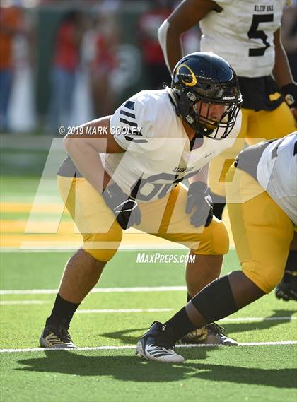 Thumbnail 1 in Rockwall vs. Klein Oak (UIL 6A Regional Semifinal) photogallery.