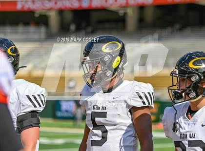 Thumbnail 2 in Rockwall vs. Klein Oak (UIL 6A Regional Semifinal) photogallery.