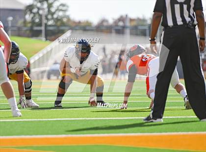Thumbnail 3 in Rockwall vs. Klein Oak (UIL 6A Regional Semifinal) photogallery.