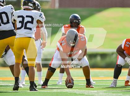 Thumbnail 2 in Rockwall vs. Klein Oak (UIL 6A Regional Semifinal) photogallery.