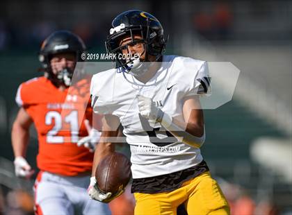 Thumbnail 2 in Rockwall vs. Klein Oak (UIL 6A Regional Semifinal) photogallery.