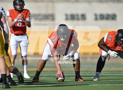Thumbnail 3 in Rockwall vs. Klein Oak (UIL 6A Regional Semifinal) photogallery.