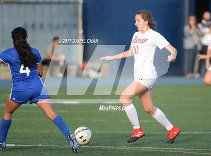 Thumbnail 2 in JV: Bishop Amat vs La Salle photogallery.