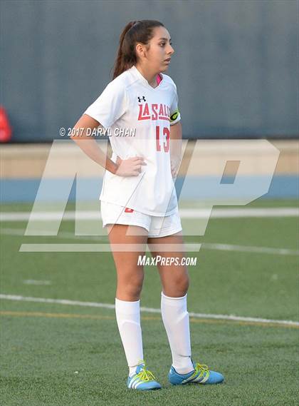 Thumbnail 2 in JV: Bishop Amat vs La Salle photogallery.