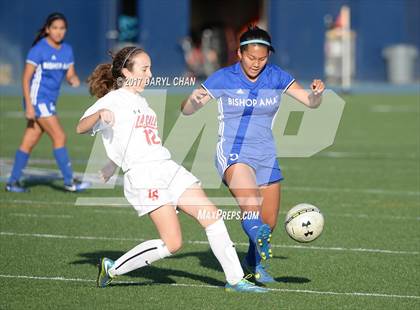 Thumbnail 3 in JV: Bishop Amat vs La Salle photogallery.