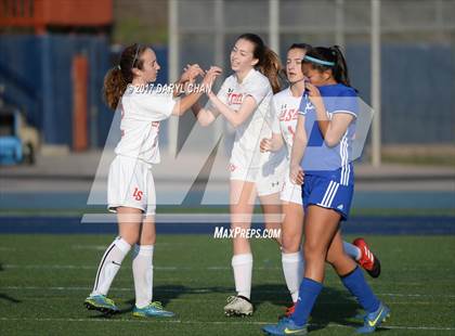 Thumbnail 2 in JV: Bishop Amat vs La Salle photogallery.