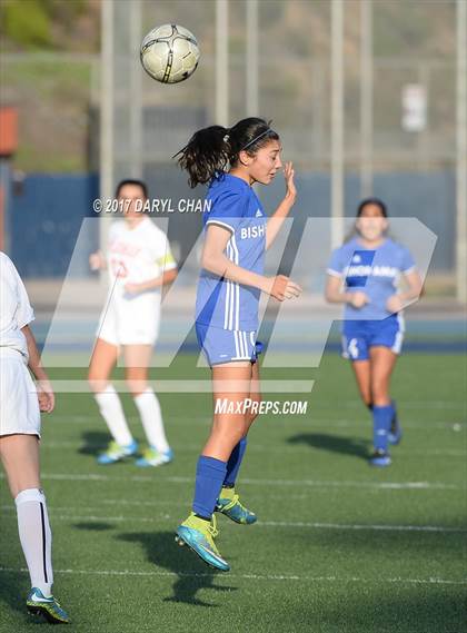 Thumbnail 2 in JV: Bishop Amat vs La Salle photogallery.