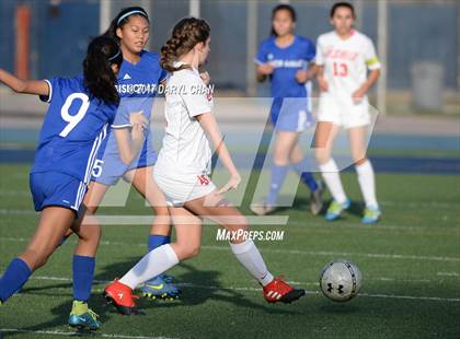 Thumbnail 1 in JV: Bishop Amat vs La Salle photogallery.
