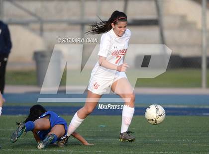 Thumbnail 1 in JV: Bishop Amat vs La Salle photogallery.