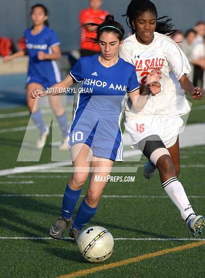 Thumbnail 2 in JV: Bishop Amat vs La Salle photogallery.