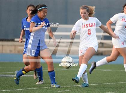 Thumbnail 1 in JV: Bishop Amat vs La Salle photogallery.