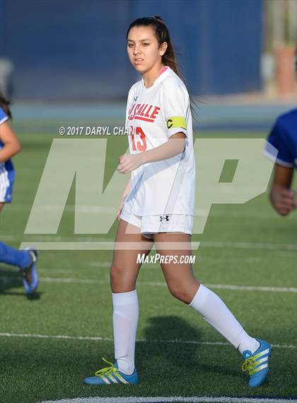 Thumbnail 3 in JV: Bishop Amat vs La Salle photogallery.