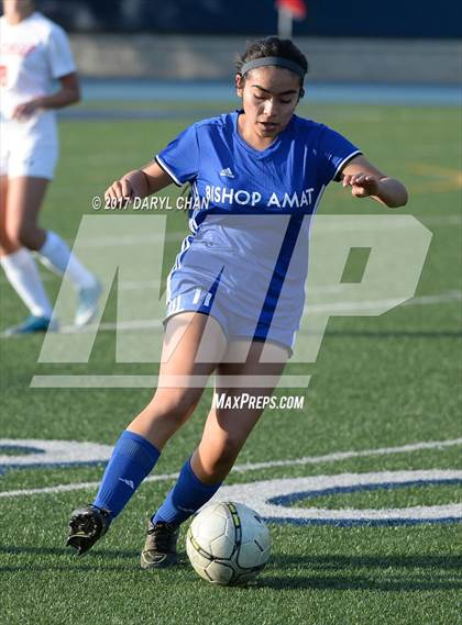 Thumbnail 3 in JV: Bishop Amat vs La Salle photogallery.
