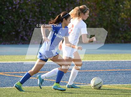 Thumbnail 1 in JV: Bishop Amat vs La Salle photogallery.