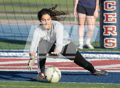 Thumbnail 1 in JV: Bishop Amat vs La Salle photogallery.