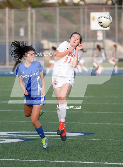 Thumbnail 1 in JV: Bishop Amat vs La Salle photogallery.