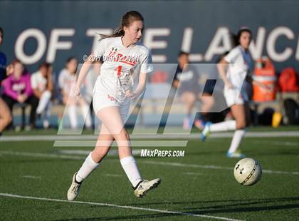 Thumbnail 2 in JV: Bishop Amat vs La Salle photogallery.